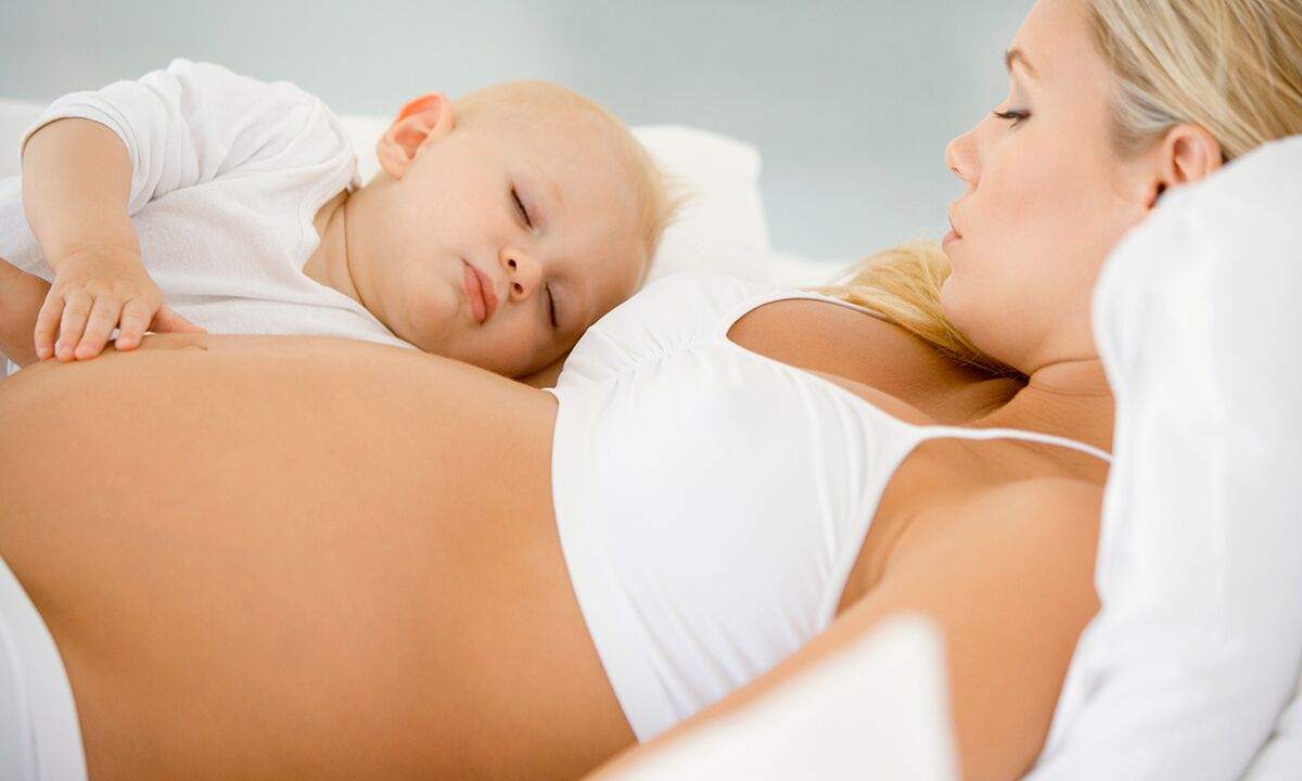 حاملہ اور دودھ پلانے والی خواتین میں فلیکس سیڈ کا استعمال متضاد ہے۔